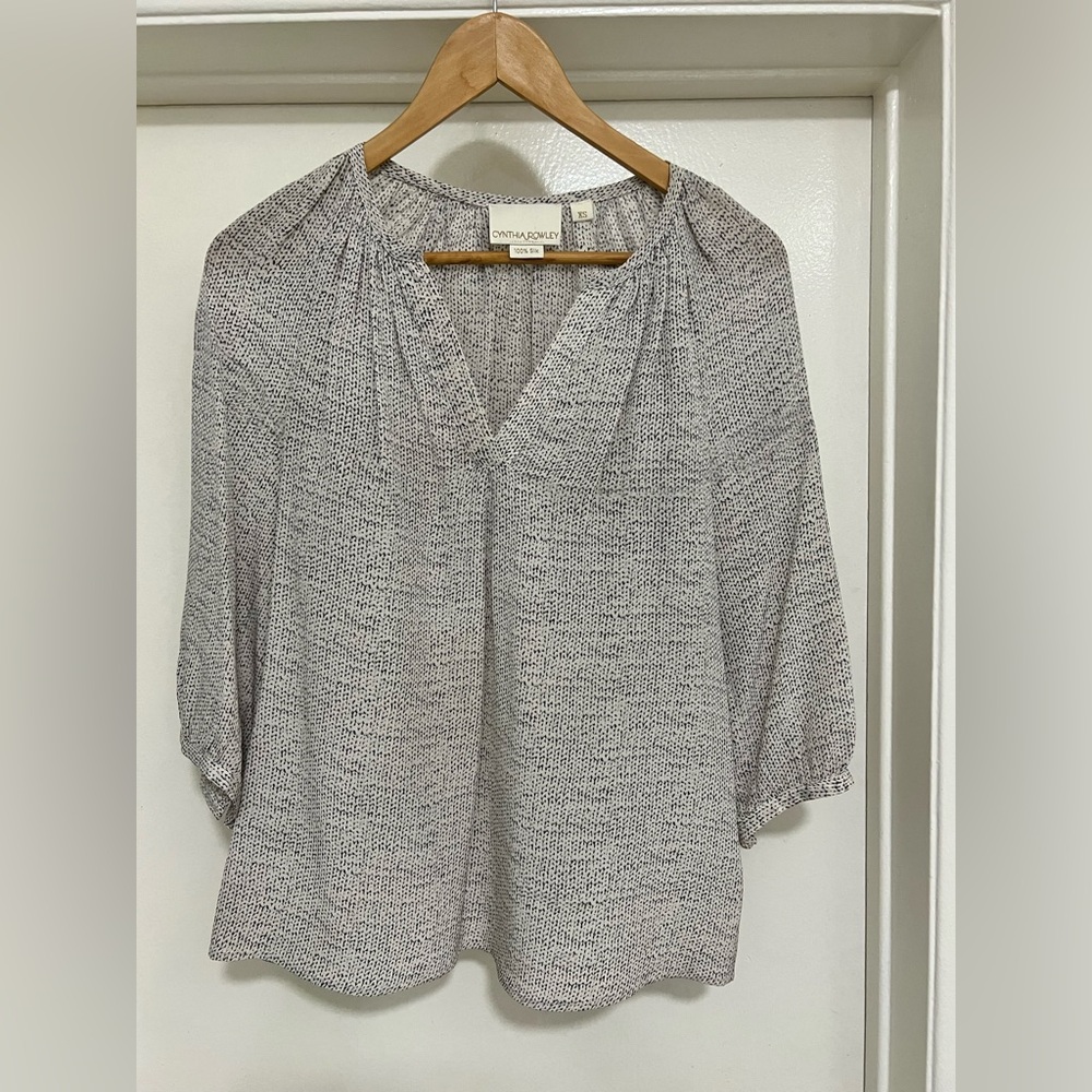 Cynthia Rowley Gray and White Silk Blouse